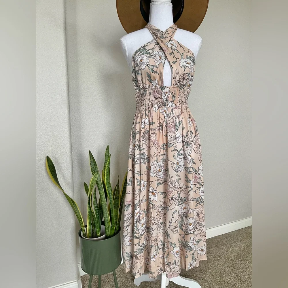 NWT - Vacation Summer Floral Halter Neck Dress - Picture 3 of 11